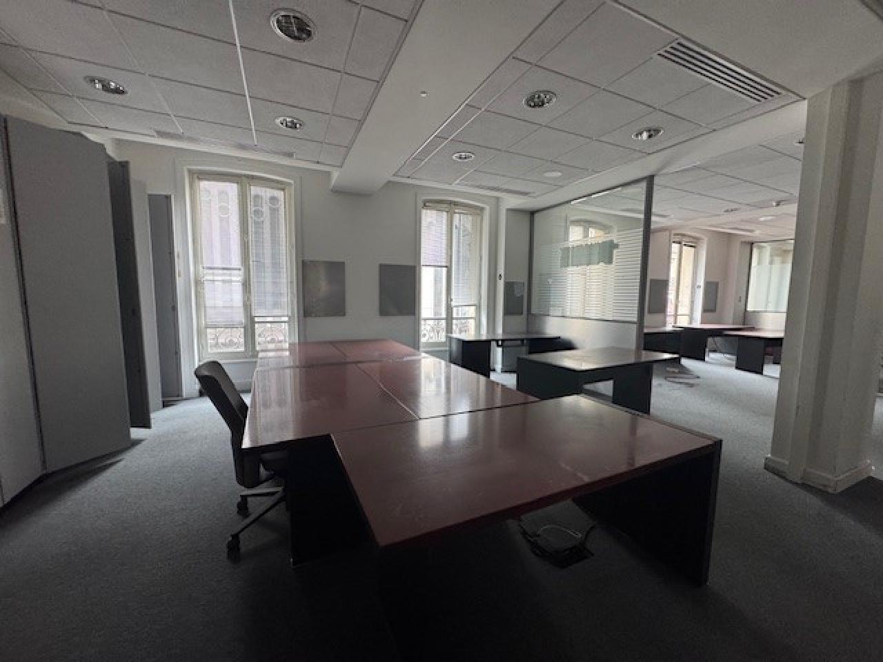 Bureau Paris 1368m² Location bureau Paris OLBUR2532631 2